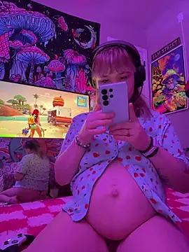 Cutiepiespanks Show in webcam
