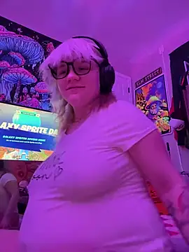 Cutiepiespanks' Webcam Show