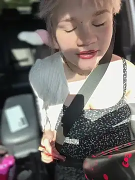 Cutiepiespanks Show in webcam