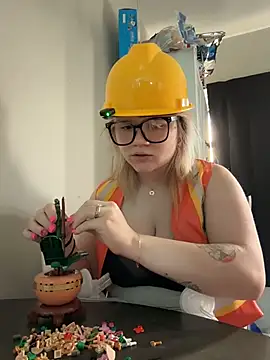 Cutiepiespanks Webcam Show