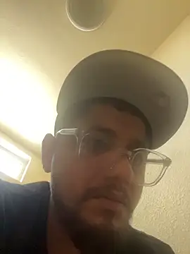 bigballs069 Show in webcam