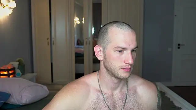 VIktorSecret: вебкам-шоу