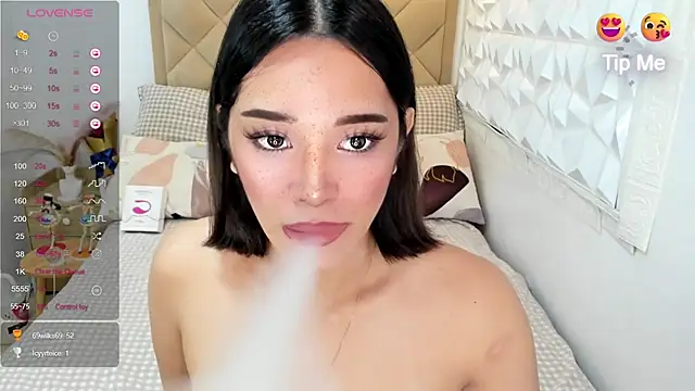Webkamerová show TsHeartXxx