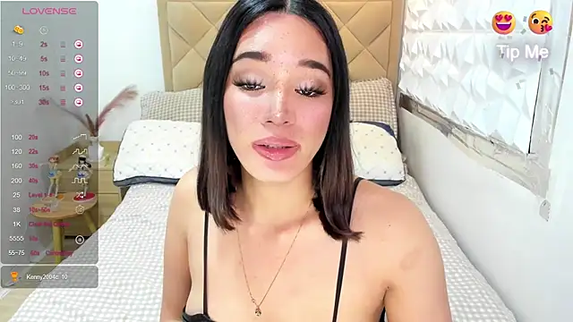 TsHeartXxx's Webcam Show