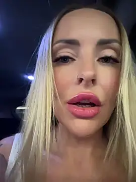 EmaSalis – webcam-show