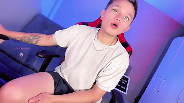 Tim_wolf Pertunjukan Webcam