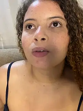 naughty_curly69 Show Webcam