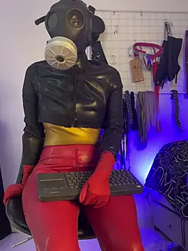 mylatexpleasure's Webcam Show