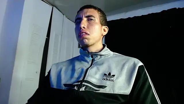 Adam_Hudsond 网络视讯表演
