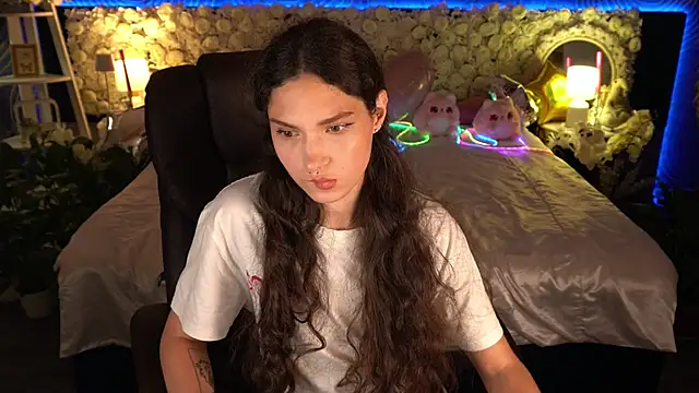 BabyFlowerr – Live XXX-chat