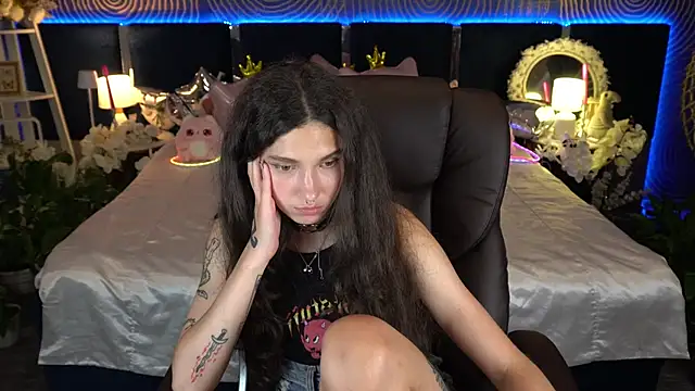 Chatroom XXX en direct de BabyFlowerr