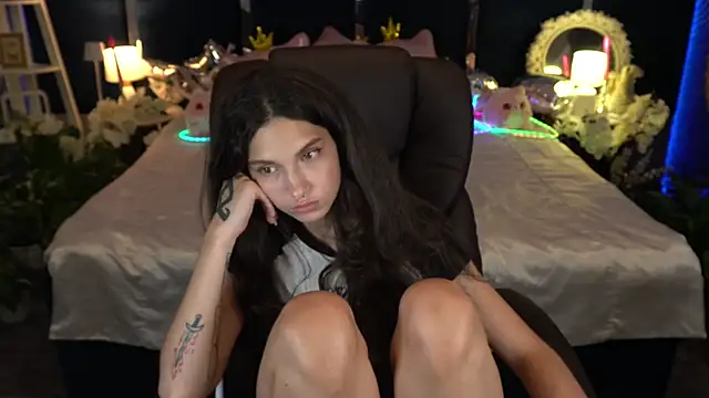 BabyFlowerr's Live XXX Chat
