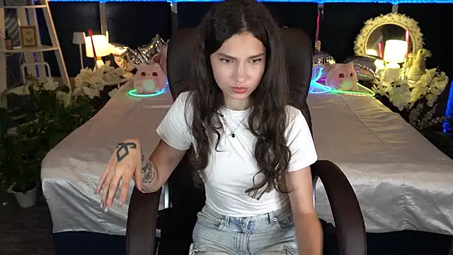 BabyFlowerr's Live XXX Chat