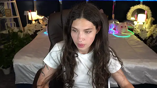 Chat XXX en directo de BabyFlowerr