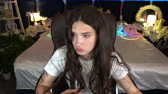 Chatroom XXX en direct de BabyFlowerr
