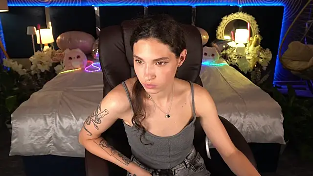 BabyFlowerr Chat XXX in diretta