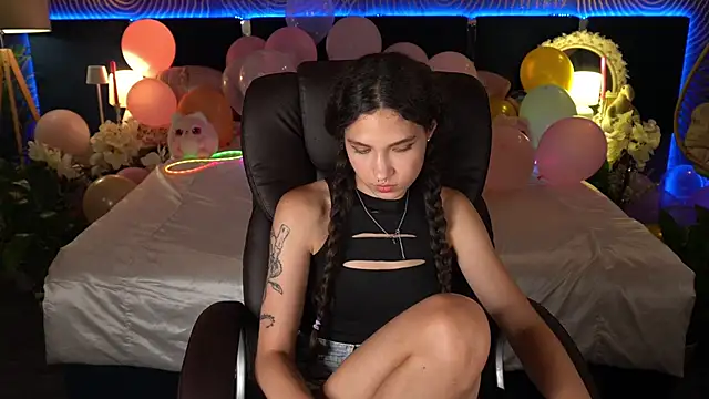 צ'אט XXX בשידור חי של BabyFlowerr