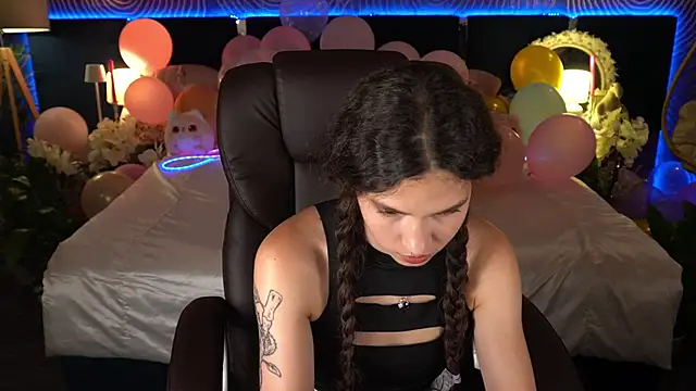 BabyFlowerr's Live XXX Chat
