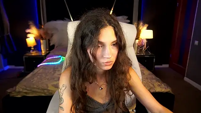 Chat +18 de BabyFlowerr ao vivo