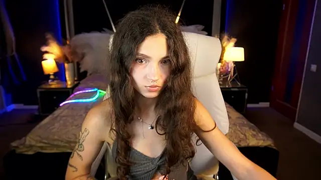 XXX chat uživo modela BabyFlowerr