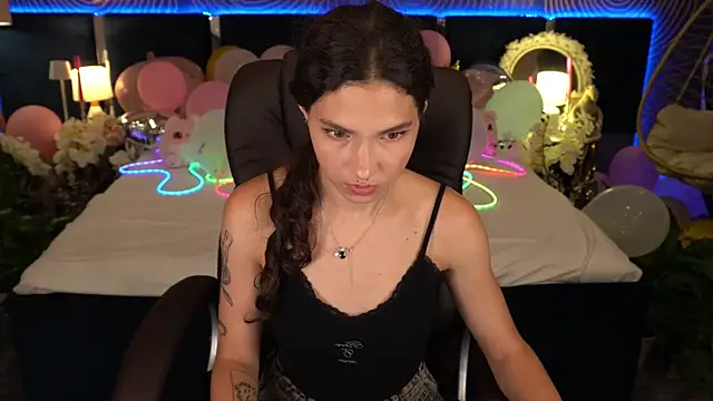 XXX chat uživo modela BabyFlowerr