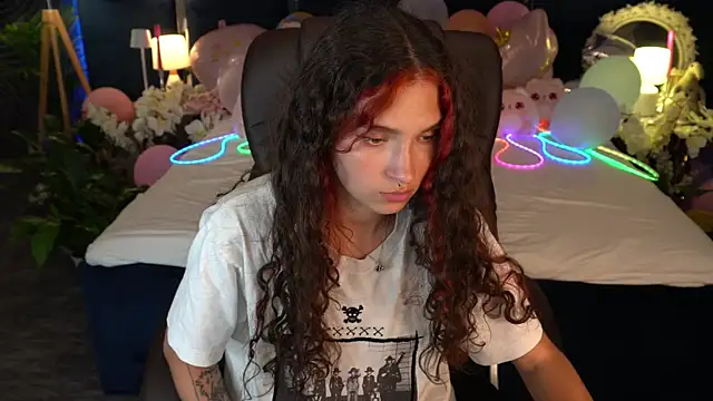 Chat XXX en directo de BabyFlowerr