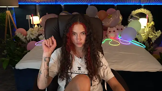 Czat XXX na żywo – BabyFlowerr