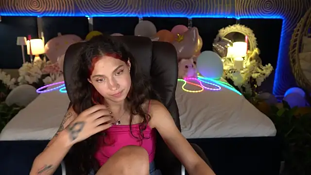 צ'אט XXX בשידור חי של BabyFlowerr