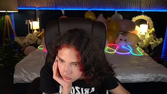 Chat +18 de BabyFlowerr ao vivo