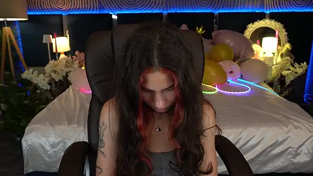BabyFlowerr's Live XXX Chat