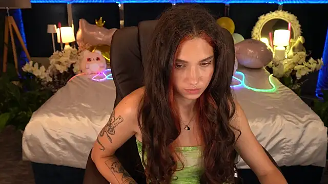 XXX chat uživo modela BabyFlowerr