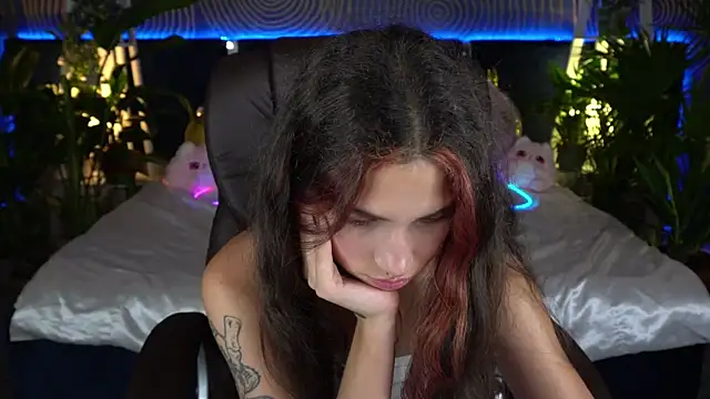 Chatroom XXX en direct de BabyFlowerr