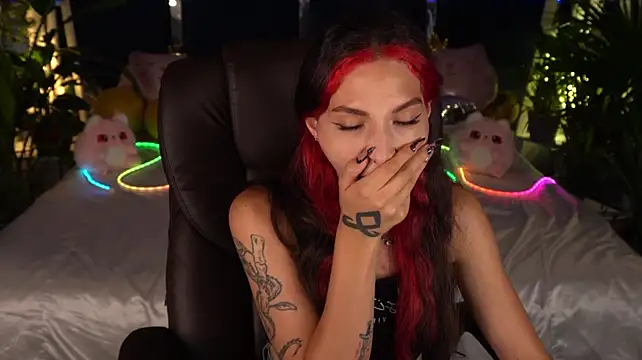 XXX chat uživo modela BabyFlowerr