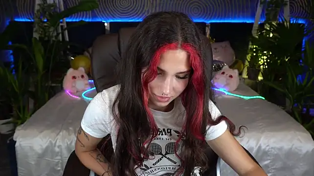 BabyFlowerr: απευθείας συνομιλία ΧΧΧ