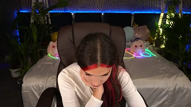 Chatroom XXX en direct de BabyFlowerr