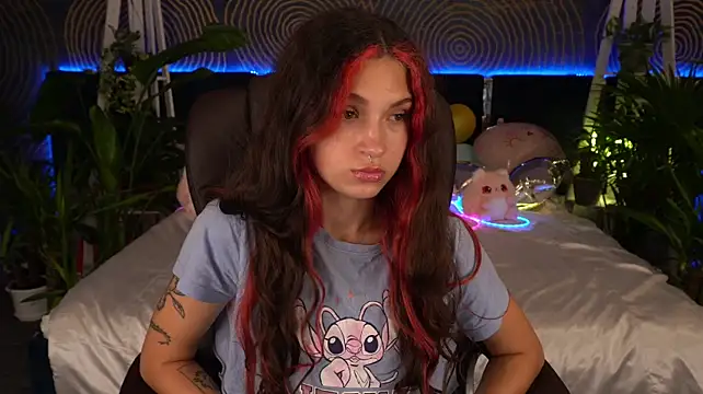 Chatroom XXX en direct de BabyFlowerr