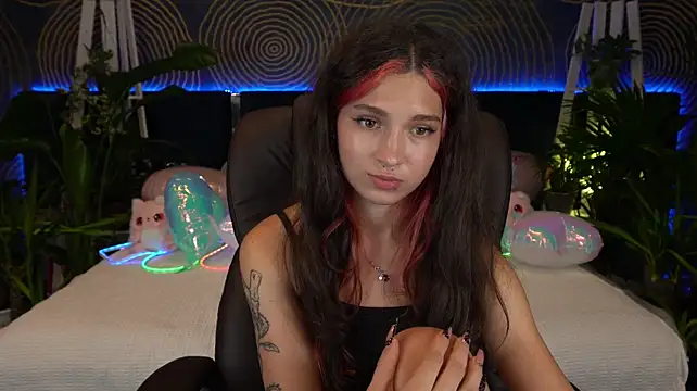 XXX chat uživo modela BabyFlowerr
