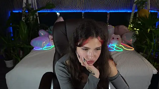 BabyFlowerr – Live XXX-chat
