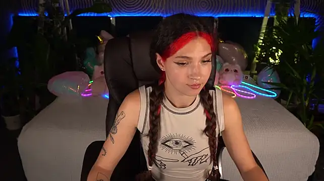 BabyFlowerr's Live XXX Chat