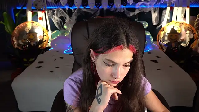 Show de BabyFlowerr na webcam