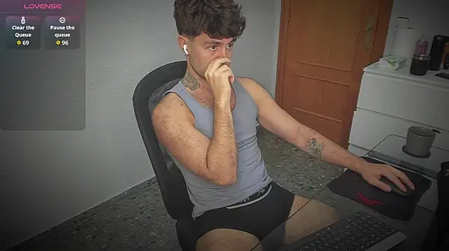 HonestAndrew Webcam Show