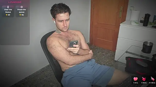 HonestAndrew webcam show