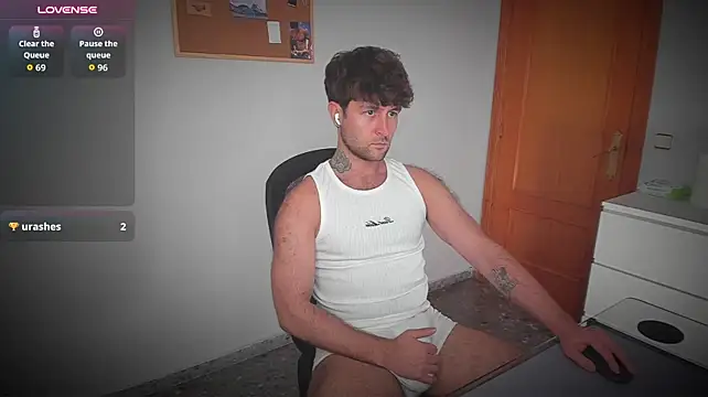 HonestAndrew Show Webcam