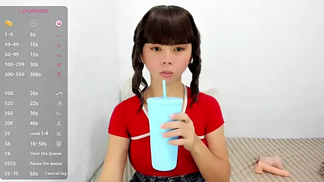 Pertunjukan Kamera Web UrHotSexyShine