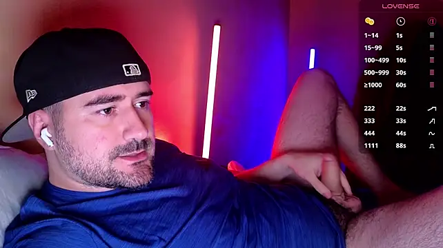 dom_theo Show Webcam