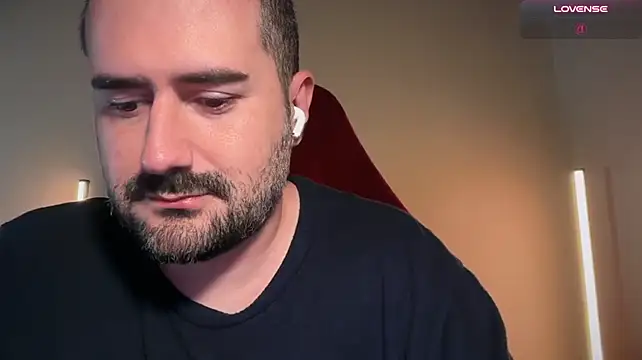 הופעת וובקאם של dom_theo