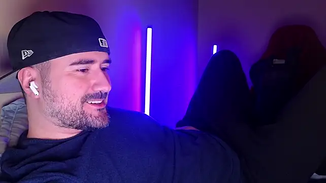dom_theo webkamerás műsora