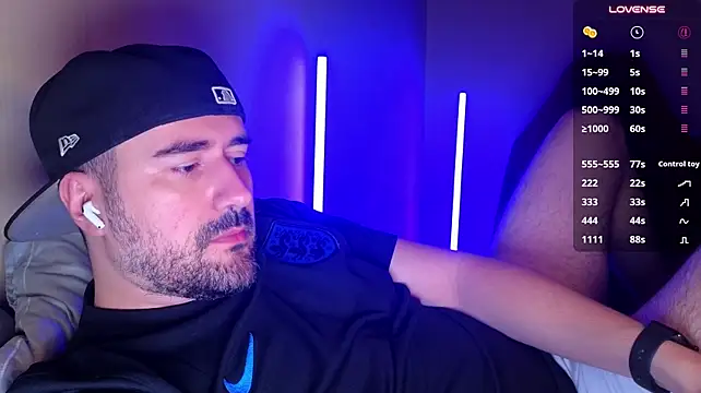 dom_theo's Webcam Show