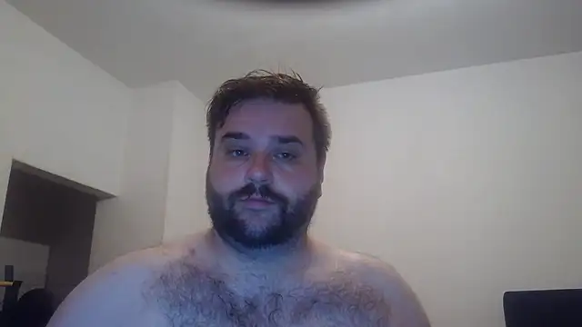 Show de musculardaddybear89 na webcam