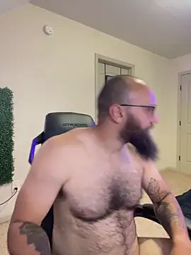 MastaWolfy Chat XXX in diretta